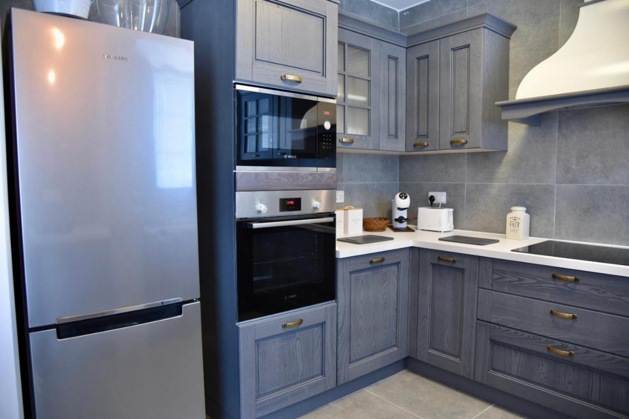 Bright & Modern 2-Bedroom, 4Th Floor Apartment In Gzira, Malta Екстериор снимка