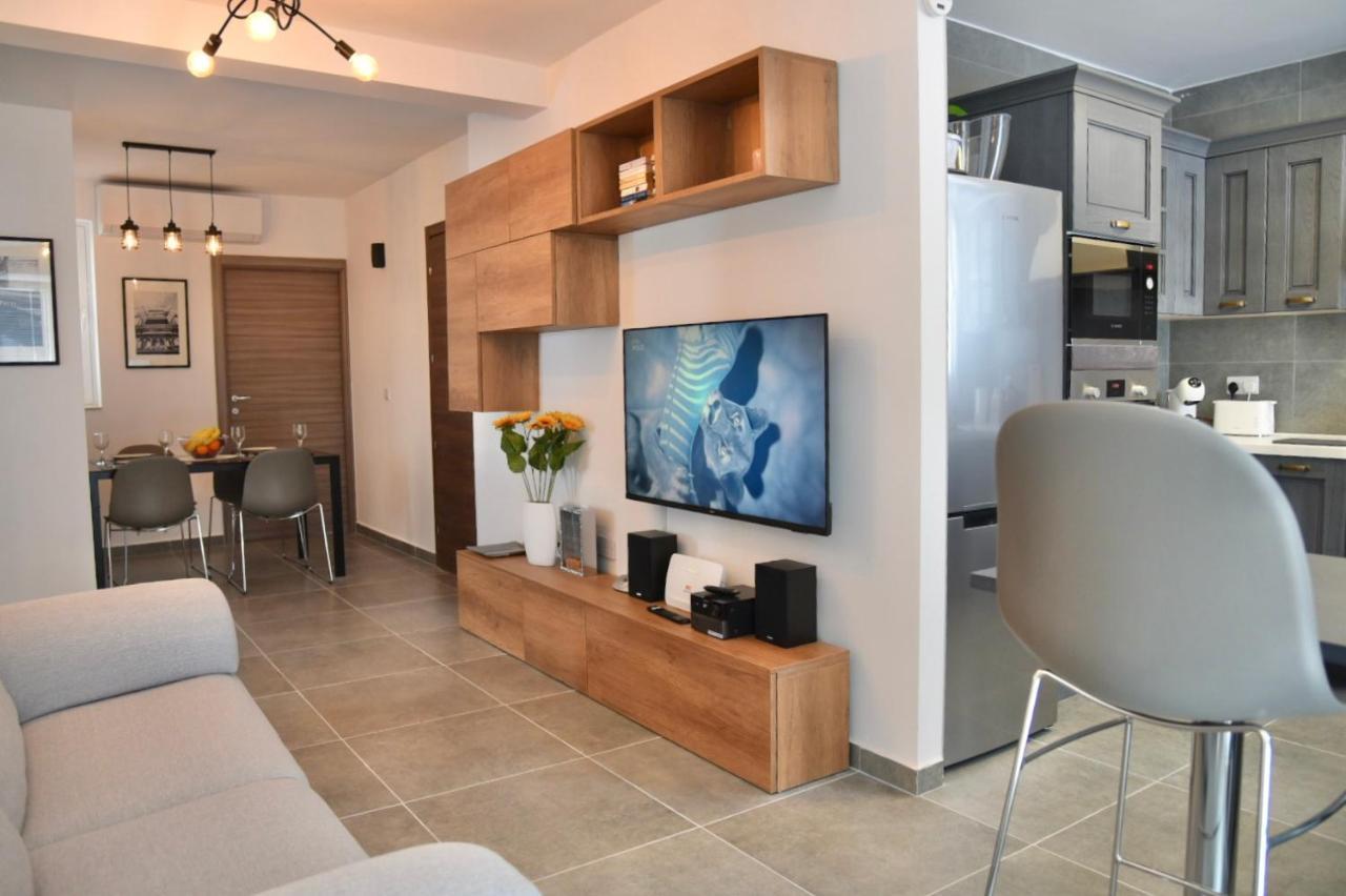 Bright & Modern 2-Bedroom, 4Th Floor Apartment In Gzira, Malta Екстериор снимка