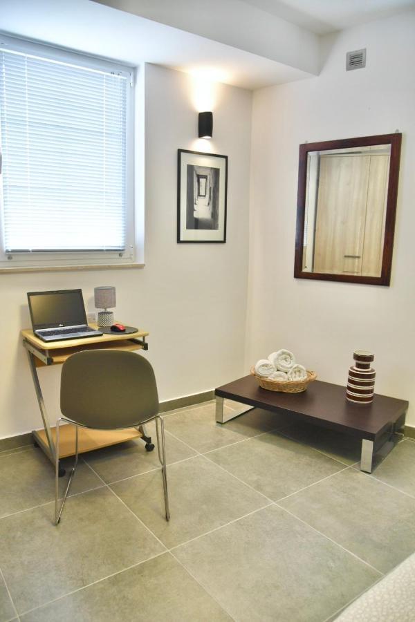 Bright & Modern 2-Bedroom, 4Th Floor Apartment In Gzira, Malta Екстериор снимка